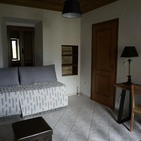 Kleopatra House Leonídion