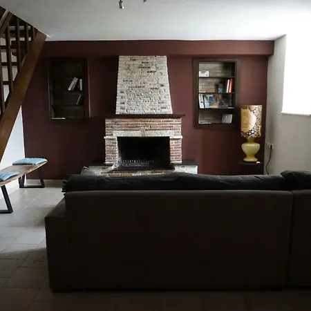 Haus Kleopatra بيت للعطل